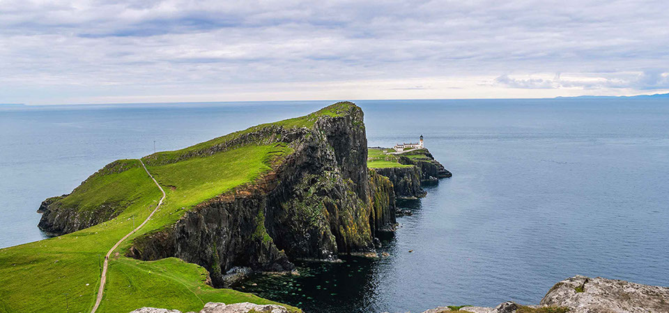 Visit Neist Point Lighthouse when you book an Isle of Skye tour with our Portree taxi service